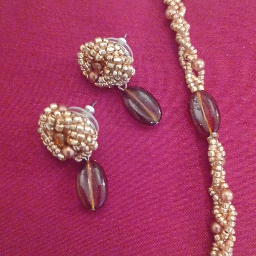 Necklace & Earring set - Picture 5 of 5
